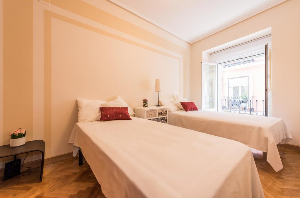 Almaden Apartment Мадрид Номер фото